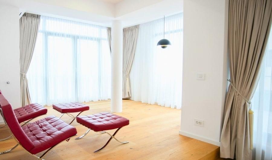 Apartament cu 5 camere în Dacia