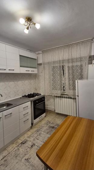 Apartament cu 2 camere decomandat, mobilat în Inel II