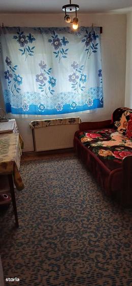 Apartament cu 3 camere decomandat în Ștefan cel Mare