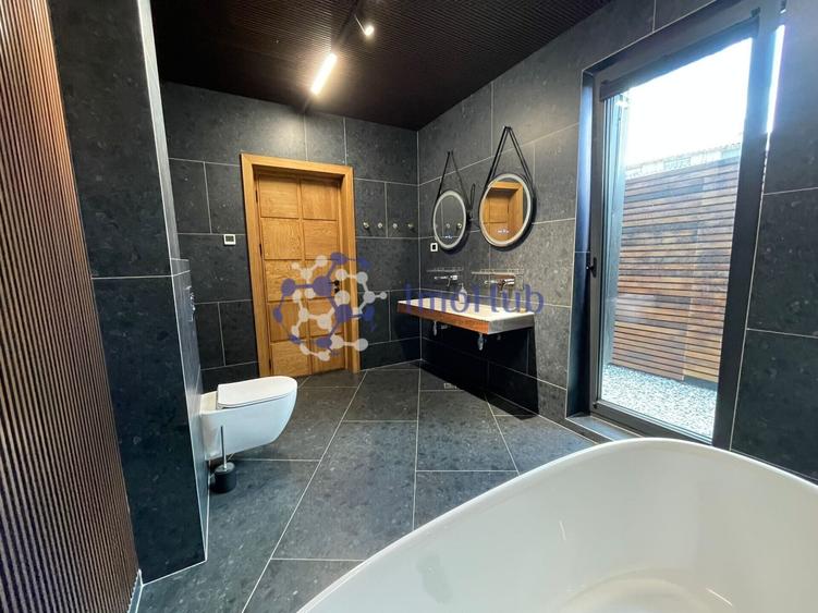 Casă individuală cu 5 camere cu Canalizare în Tătărași