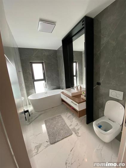 Casă individuală cu 5 camere cu Canalizare în Dumbrăvița