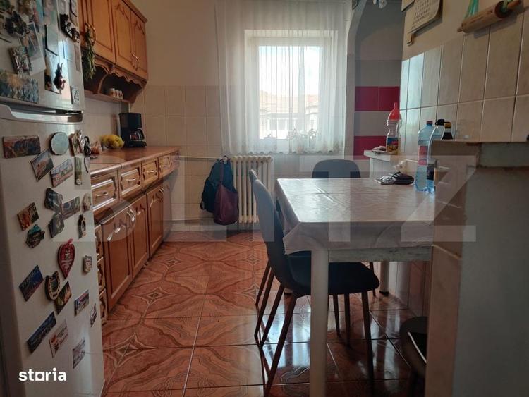 Apartament cu 3 camere decomandat în Dragoș Vodă