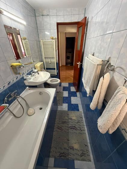 Vanzare apartament 3 camere zona 13 septembrie - 7