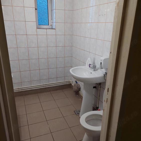 Spațiu comercial, de 58 mp, în Central