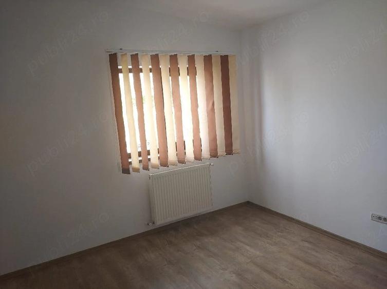 Spațiu comercial, de 54 mp, în Coiciu