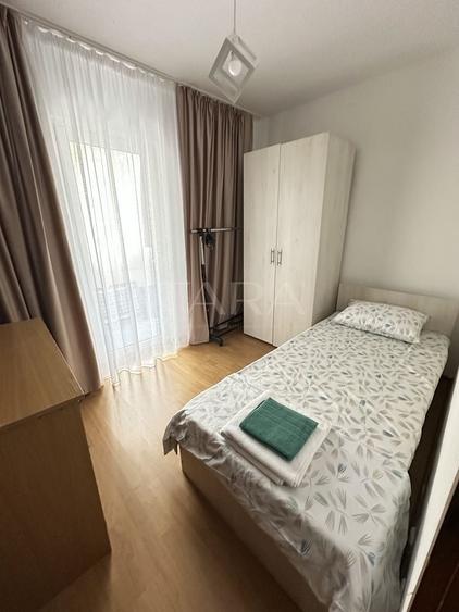 Apartament cu 4 camere decomandat, mobilat în Mărăști