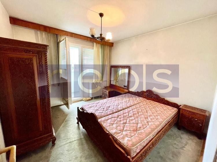 Apartament cu 3 camere semidecomandat, mobilat în P-ța Muncii