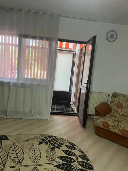 Apartament cu 2 camere decomandat în Contactoare