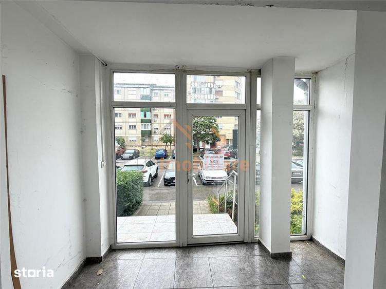 SPATIU COMERCIAL DE INCHIRIAT | 50 MP UTILI | DECEBAL | ORADEA - 14
