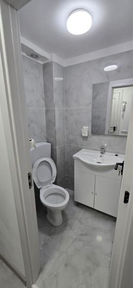 Apartament cu 2 camere semidecomandat în Dobroești