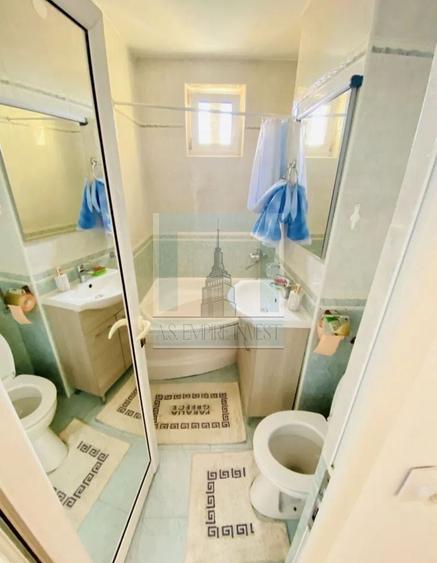 Apartament cu 2 camere decomandat în Tractorul