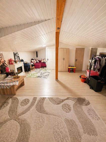 Apartament cu 4 camere decomandat, mobilat în Plantelor