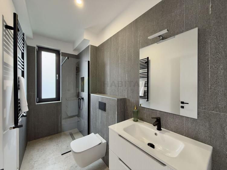 Casă individuală cu 5 camere cu Canalizare în Tunari