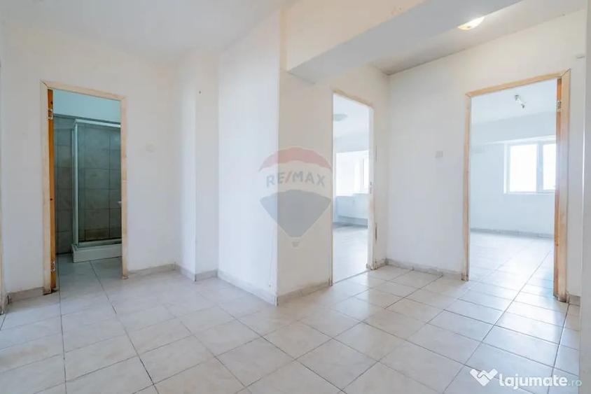 Apartament cu 3 camere decomandat în Fundeni