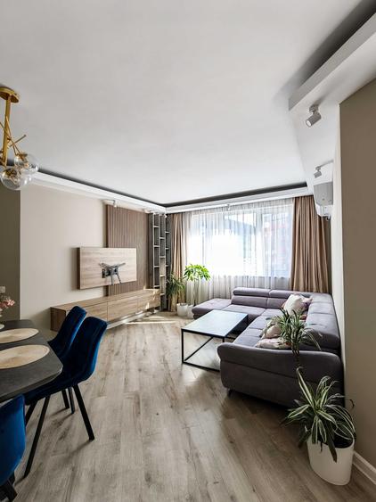 Apartament cu 2 camere decomandat în Florești