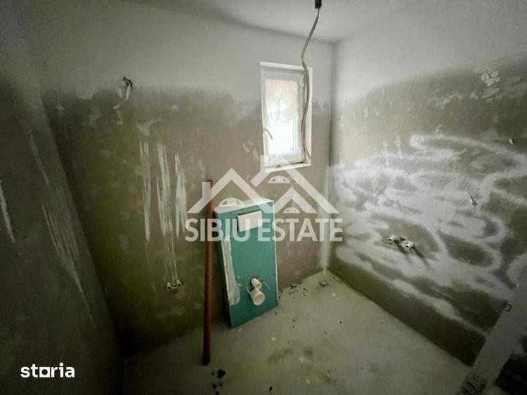 Casă cu 4 camere cu Teren 120 Mp în Central