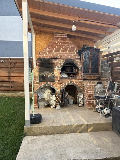 Casă cu 3 camere în Păcurari