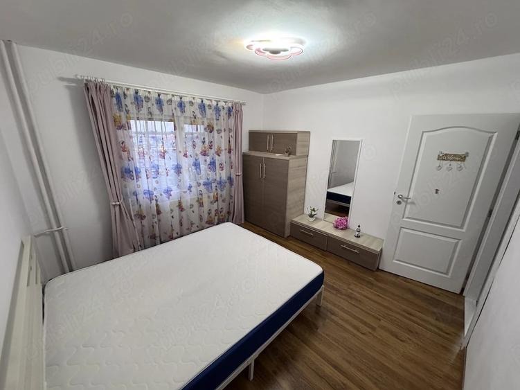 Apartament cu 3 camere decomandat în Șagului