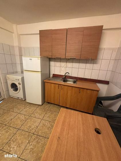 Casă cu 3 camere cu Teren 350 Mp în Central