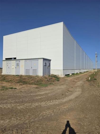 Spațiu industrial, de 3,000 mp, în Mogoșoaia