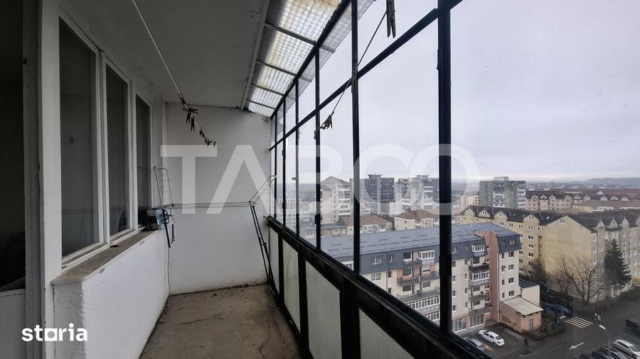 Apartament cu 3 camere decomandat în Mihai Viteazul