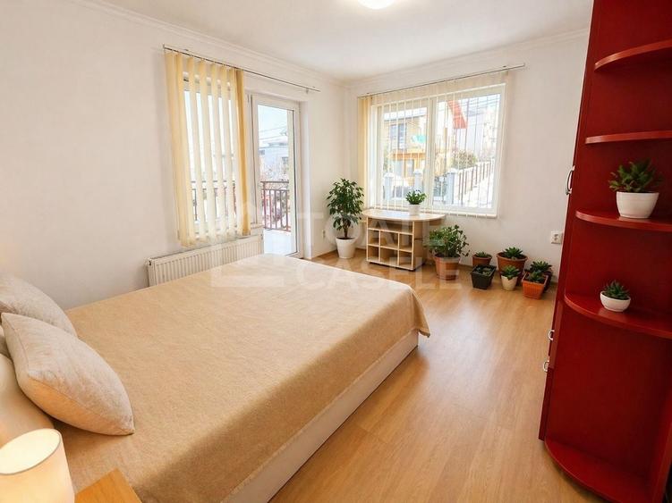 Apartament cu 3 camere decomandat, mobilat în Bună Ziua