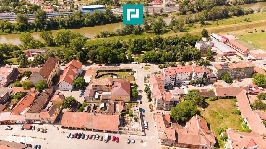 Spațiu comercial, în Central
