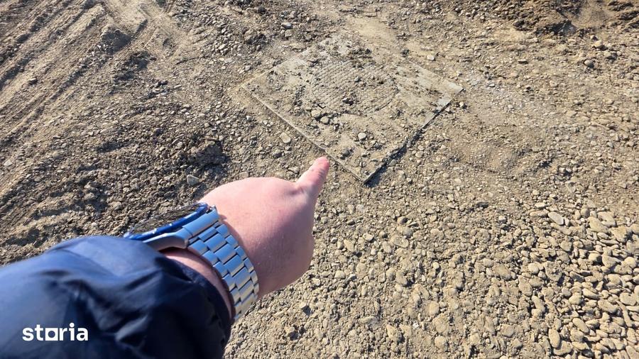 Casă cu 4 camere cu Teren 400 Mp în Câmpineanca
