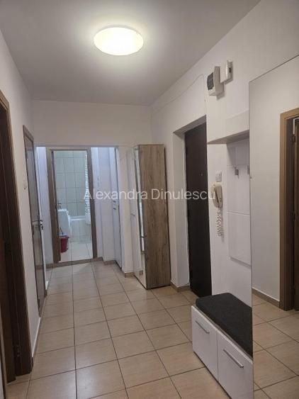 Apartament cu 2 camere decomandat în Sebastian