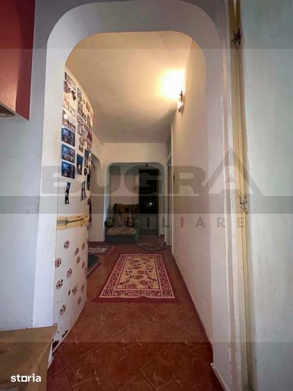 Apartament cu 4 camere decomandat în Central
