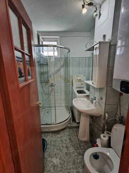 Apartament cu 2 camere semidecomandat în Tineretului