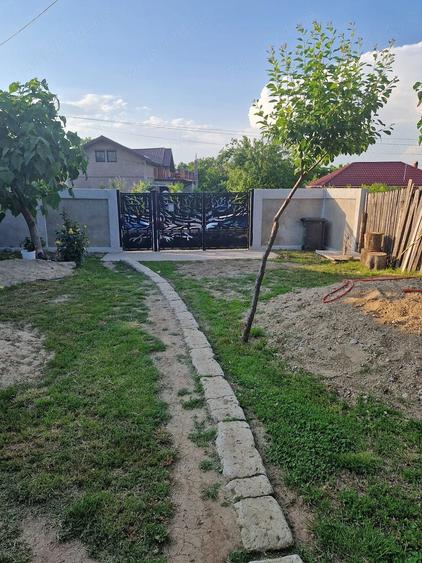 Casă cu 2 camere cu Teren 630 Mp în Măldăeni
