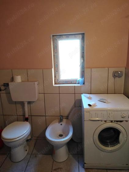 Casă cu 4 camere în Petid