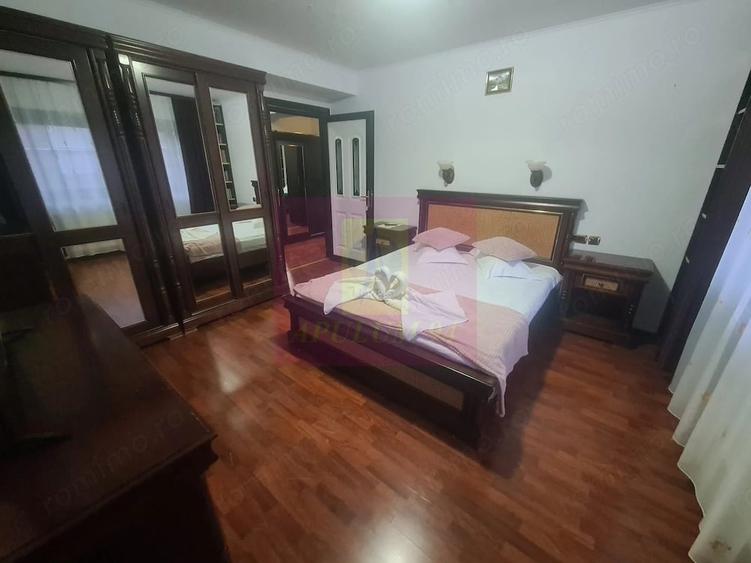 Spațiu comercial, de 742 mp, în Central