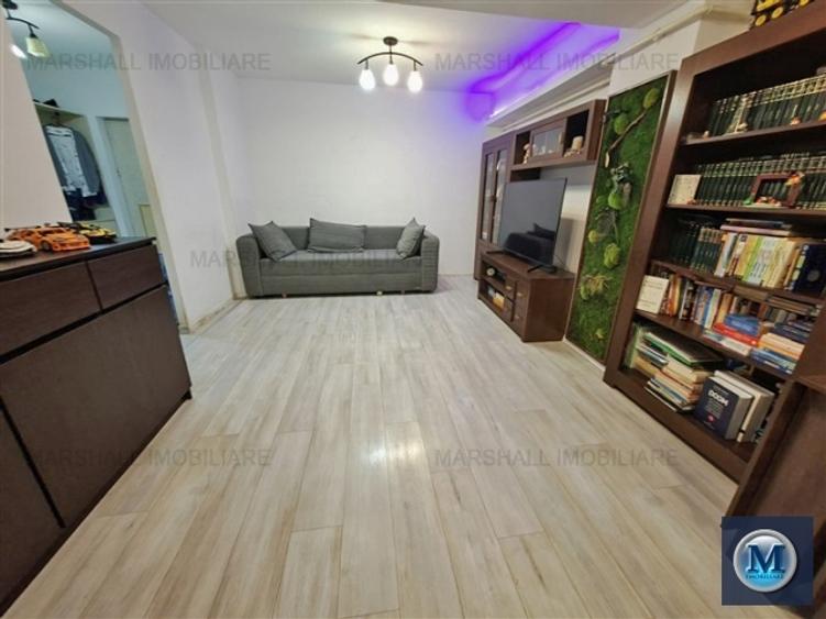 Apartament cu 3 camere decomandat, mobilat în Albert