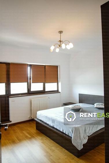 Apartament cu 3 camere în Podul de Fier