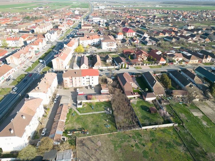 Teren Construcții intravilan de 890 mp, în Vladimirescu