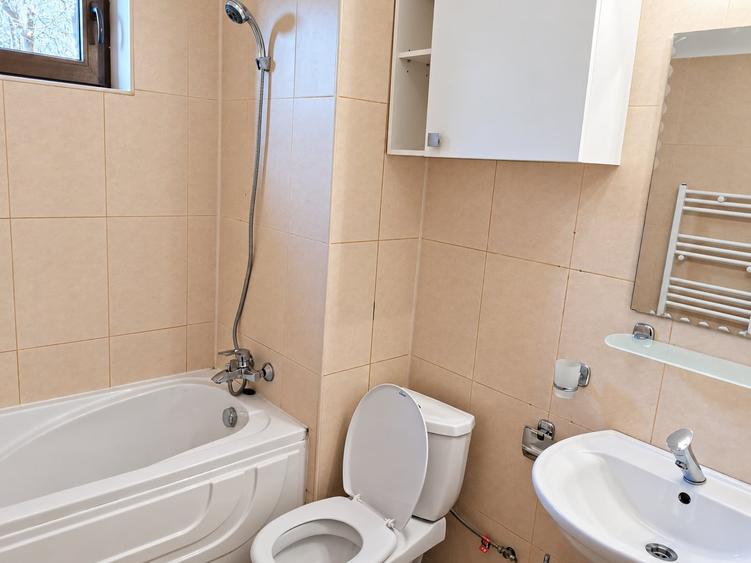 Apartament cu 3 camere, mobilat în Voluntari