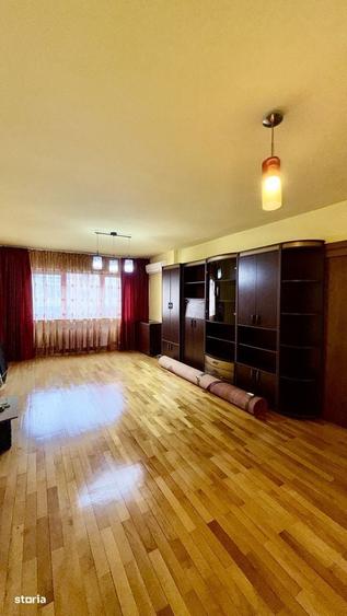 Apartament cu 4 camere în Ultracentral