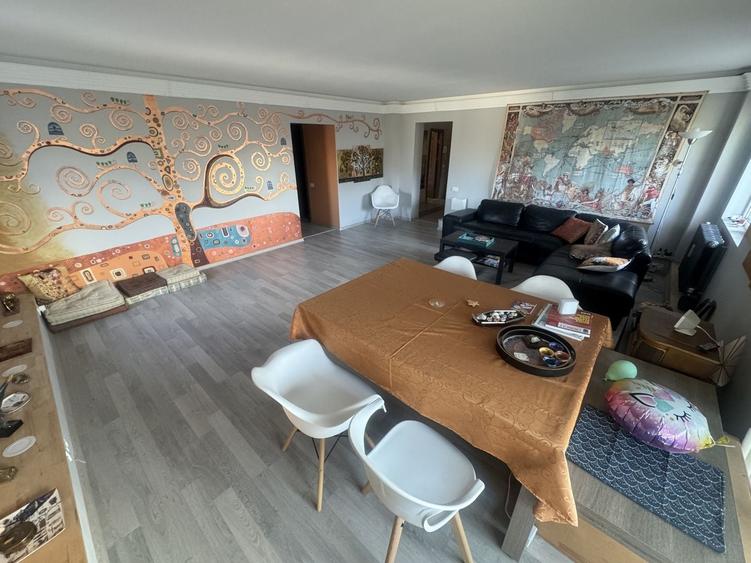 Apartament cu 3 camere decomandat, mobilat în Capitol