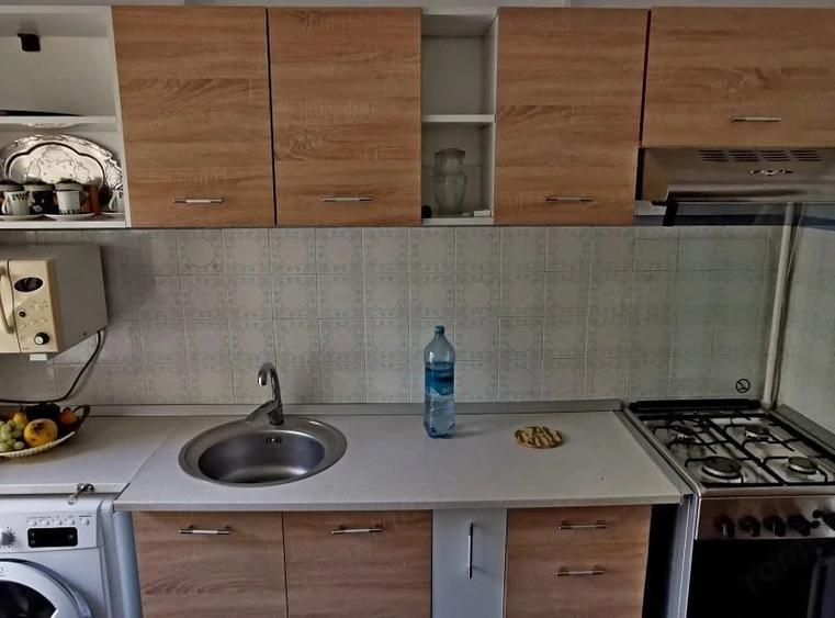 Garsonieră decomandată în Central