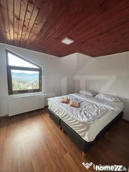 Casă cu 10 camere cu Teren 1000 Mp în Mănăștur