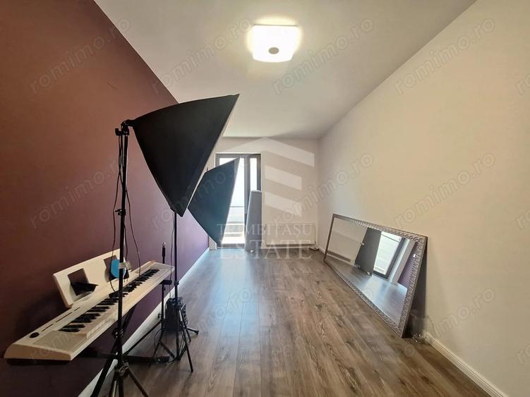 Duplex 4 cam 3 bai parcare&curte Prelungirea Ghence str. Maracineni - 1