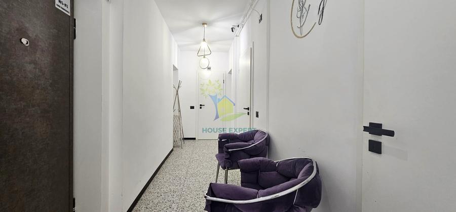 Apartament cu 3 camere decomandat în Aviației