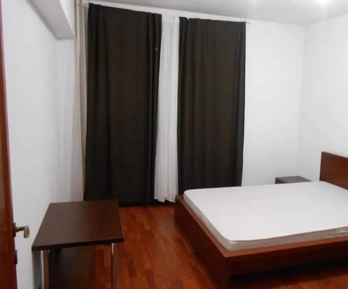 Apartament cu 3 camere, mobilat în Titan — fotografia 1