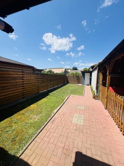 Casă cu 4 camere cu Teren 90 Mp în Șura Mare