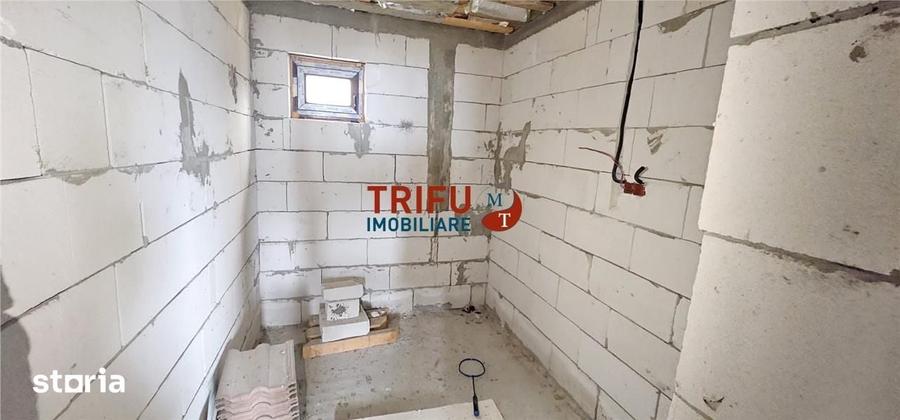 Casă cu 4 camere cu Teren 1062 Mp în Micești