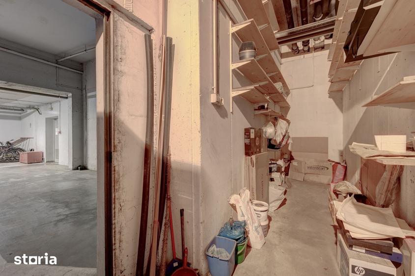 Apartament cu 4 camere decomandat în Titan