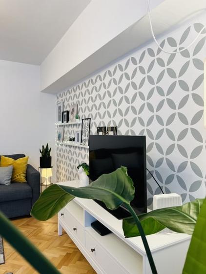 Apartament cu 2 camere decomandat, mobilat în Libertății