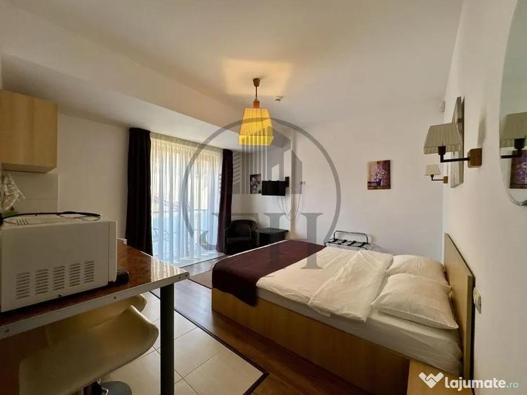 Casă cu 13 camere cu Teren 300 Mp în Sud